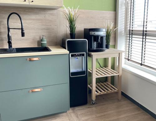 Bezbutlowy dystrybutor