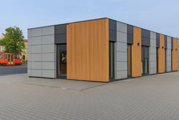 kontener kosmetyczny w mieście