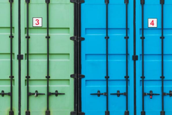 kontenery magazynowe kolorowe